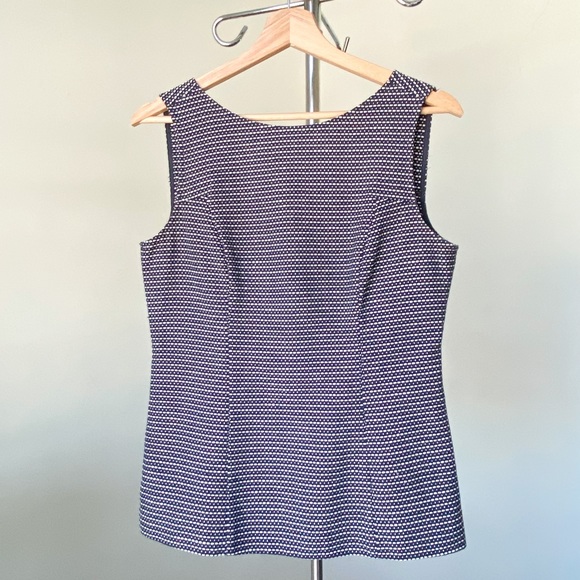 Mad Men Peplum Top - Picture 2 of 8